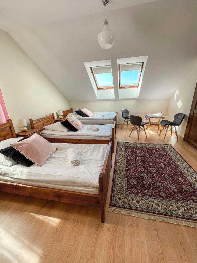 Pensjonat Koliber Sobków Esterno foto